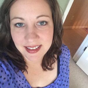 Meet your Posher, Alissa